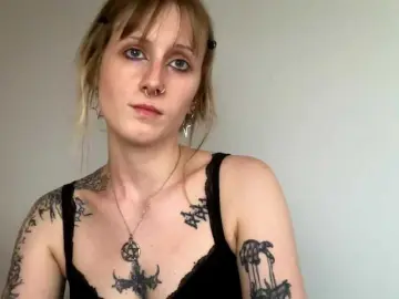 LaraWetDream  live sex cam
