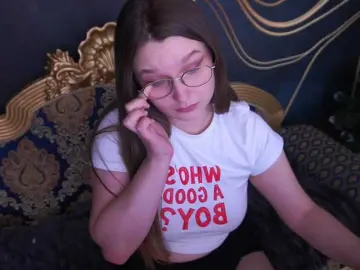 MagikPeachh  live sex cam