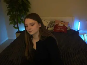 MagikPeachh  live sex cam