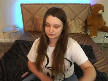 MagikPeachh  live sex cam
