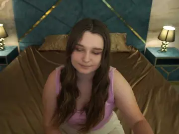 MagikPeachh  live sex cam