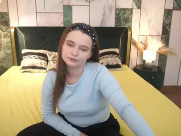 MagikPeachh  live sex cam