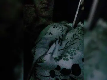 Seksownaczarnulka  live sex cam