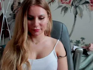 SweetMirande  live sex cam