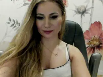 SweetMirande  live sex cam