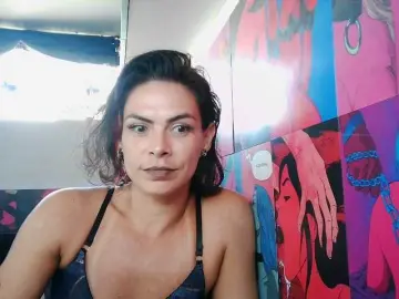 VeronnaInk1  live sex cam