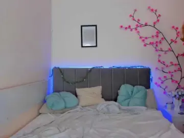 DellaRowwe  live sex cam