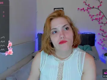 DellaRowwe  live sex cam