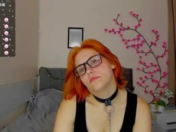 DellaRowwe  live sex cam