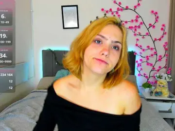 DellaRowwe  live sex cam