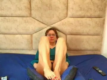 MargarethRouss  live sex cam