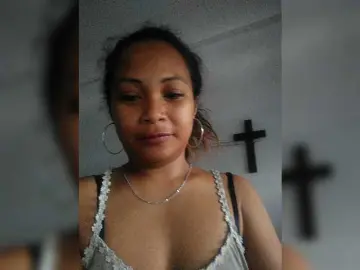 Pisouna  live sex cam