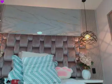 Gabyevans  live sex cam