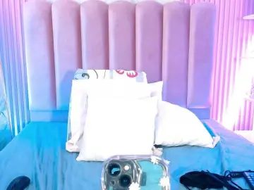 ArianaRougee  live sex cam