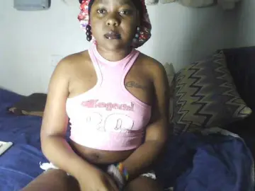 Brandy3  live sex cam