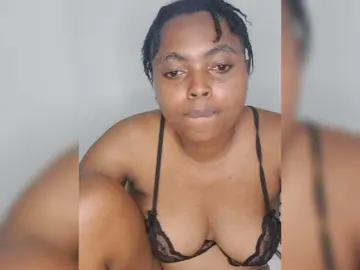 Brownywizzy  live sex cam