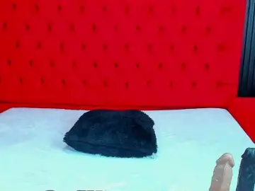 KateTompson  live sex cam