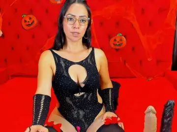 KateTompson  live sex cam