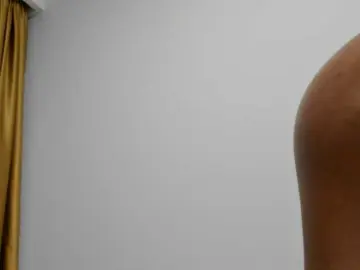 LittleKimmie1  live sex cam