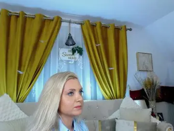 Malvvina  live sex cam