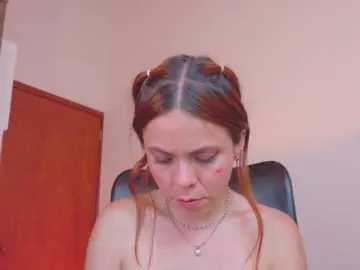 SARAFLAME1  live sex cam