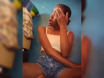 Stella11  live sex cam