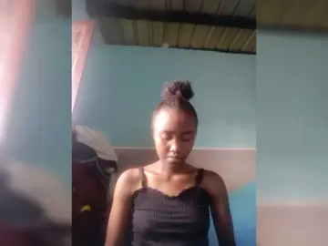 Stella11  live sex cam