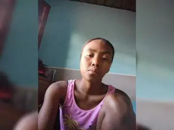 Stella11  live sex cam