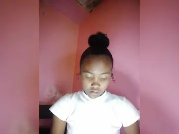 Stella11  live sex cam