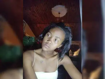 Stella11  live sex cam