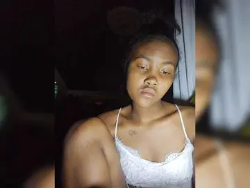 Stella11  live sex cam