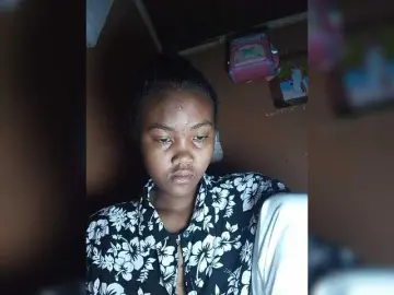 Stella11  live sex cam