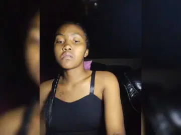 Stella11  live sex cam