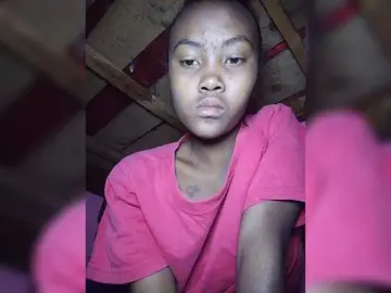 Stella11  live sex cam