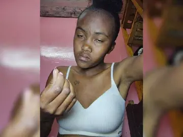 Stella11  live sex cam