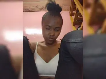 Stella11  live sex cam