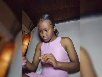 Stella11  live sex cam