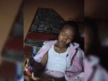 Stella11  live sex cam