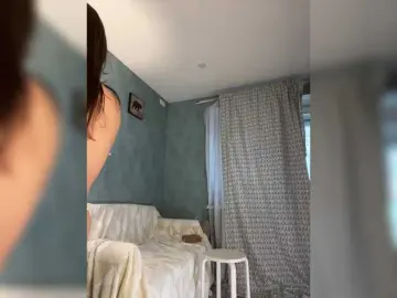 Juicy-peachh  live sex cam