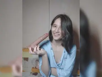 Altushechkaa  live sex cam