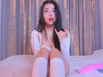 Dollyiaa  live sex cam