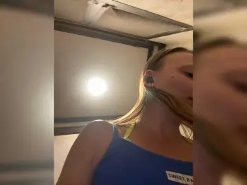 Linnea  live sex cam