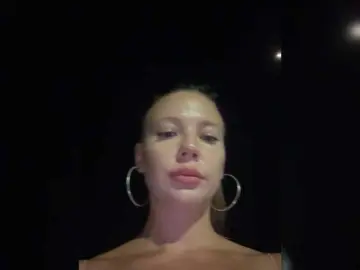 Linnea  live sex cam