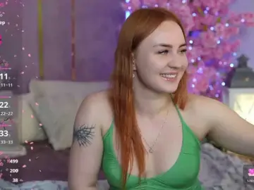 LovelyyBell  live sex cam