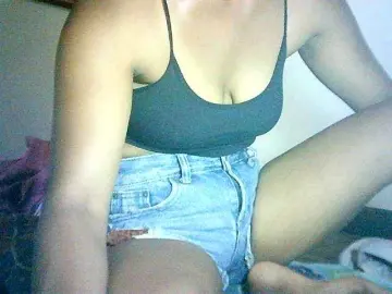 Menronjahh  live sex cam