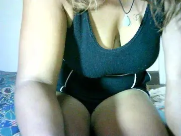 Menronjahh  live sex cam