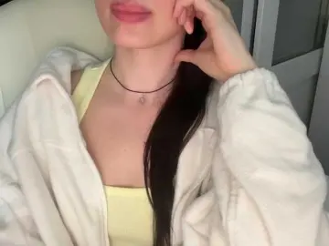 Emisun  live sex cam
