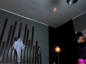 Melody-cute10  live sex cam