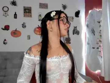 Melody-cute10  live sex cam