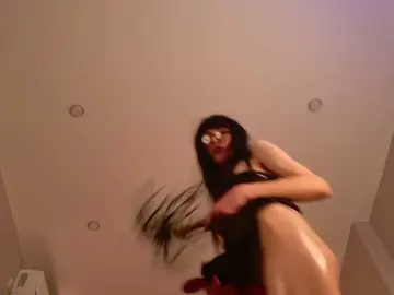 Shy-princess  live sex cam
